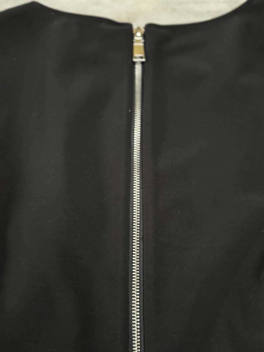 Nicole Miller New York Black Sheath Dress with Dramatic White-Lined Bell Sleeves - Picture 6 of 6